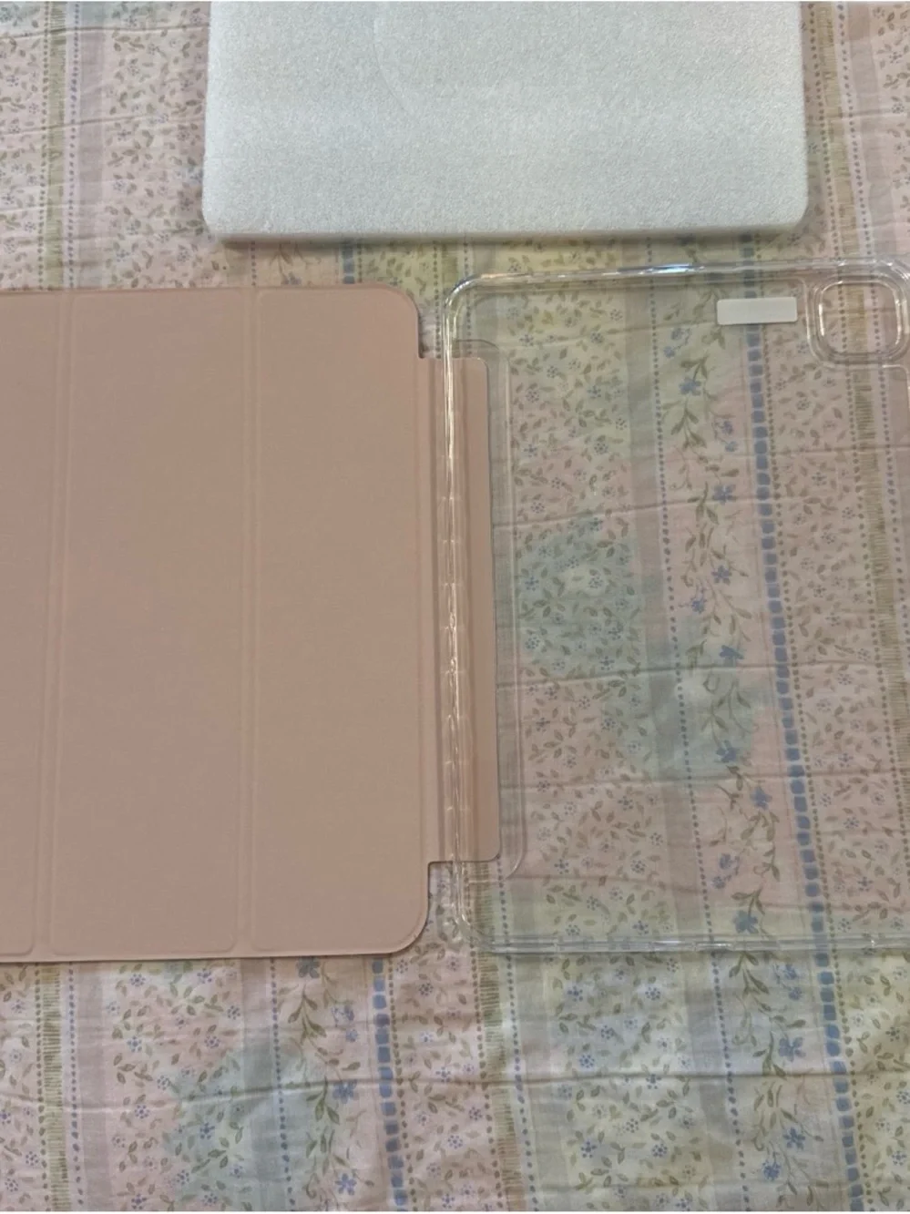 Elyse Breanne pink ipad
